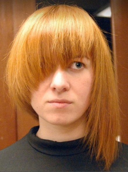 asymetryczne fryzury krótkie uczesanie damskie zdjęcie numer 83A